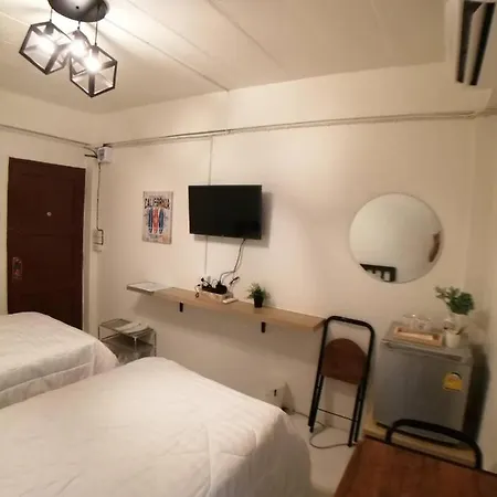 Gogoal Latkrabang Apartment Bangkok Exterior photo