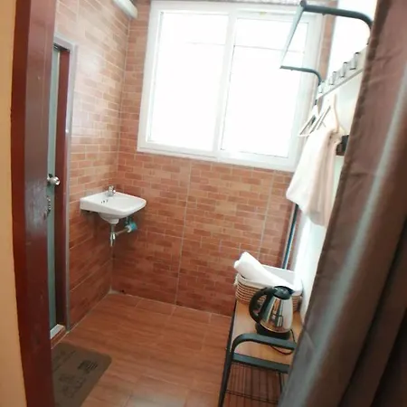 Gogoal Latkrabang Apartment Bangkok Exterior photo