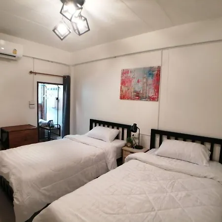 Gogoal Latkrabang Apartment Bangkok Exterior photo